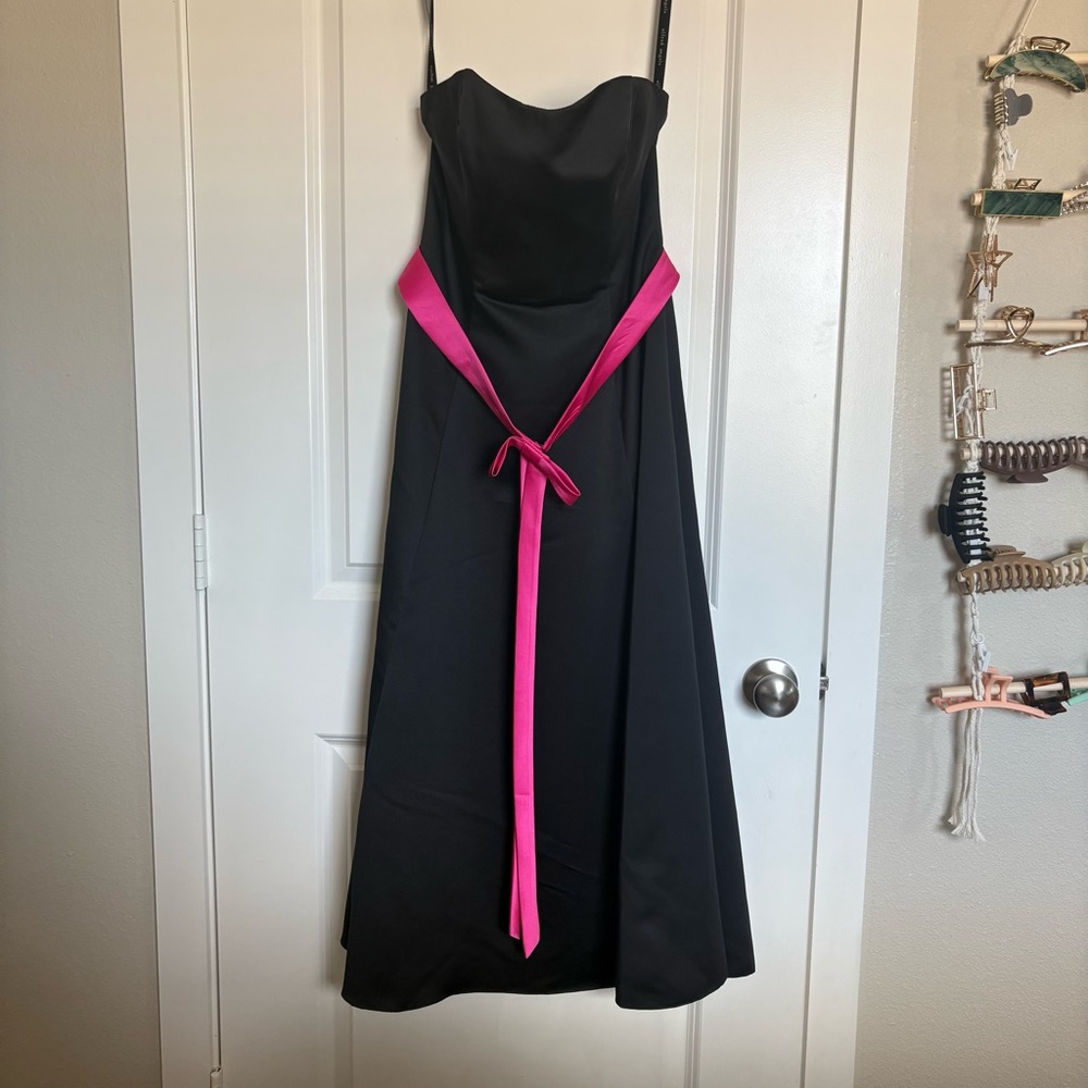 Alfred Angelo strapless black satin tea midi length dress w/ pink ribbon size 6